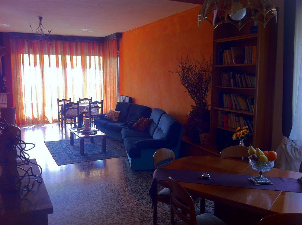 Guest House Villa De Ros Salò Екстериор снимка