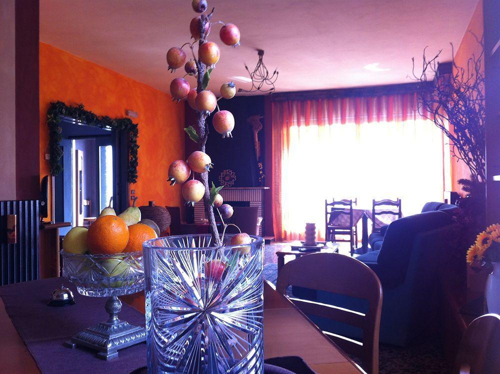 Guest House Villa De Ros Salò Екстериор снимка